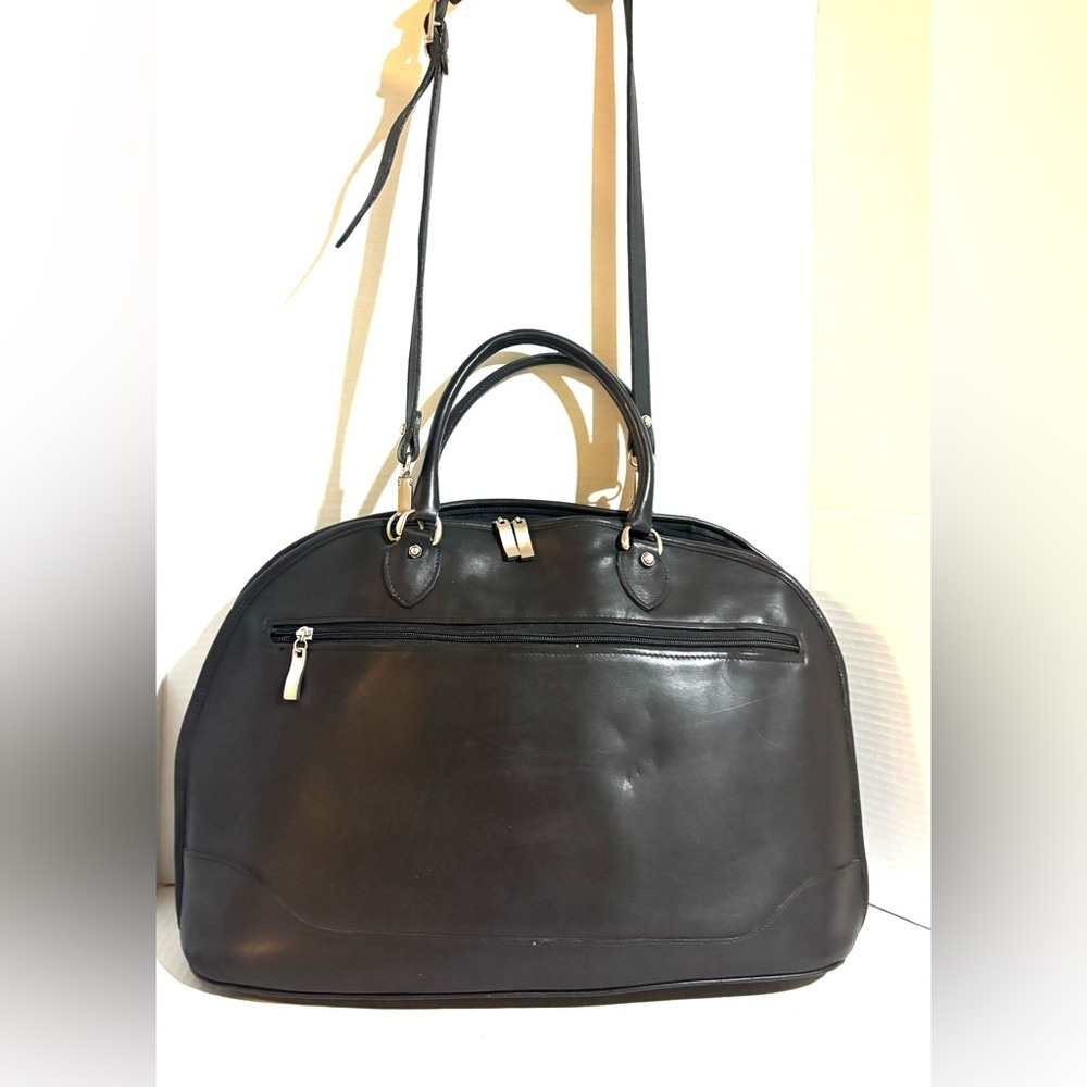Elegant Black Leather Handbag - Picture 4 of 9